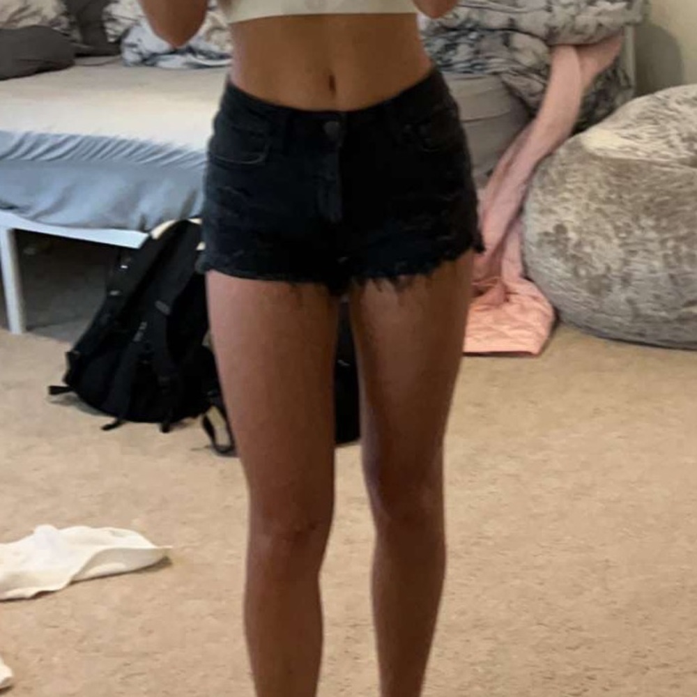 Aeropostale black jean shorts size 2